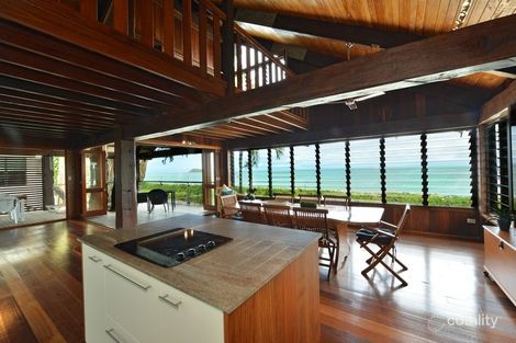 Property photo of 9 Arlington Esplanade Clifton Beach QLD 4879