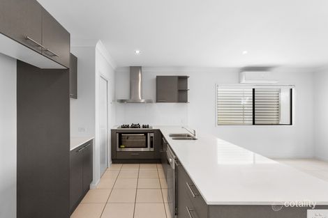 Property photo of 20 Viridian Circuit Birtinya QLD 4575