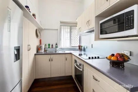 Property photo of 25 Silvester Street Redcliffe QLD 4020