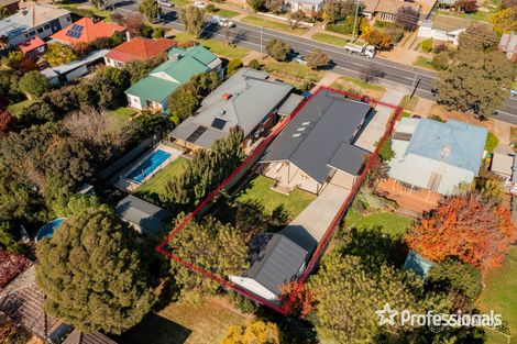 Property photo of 13 Urana Street Turvey Park NSW 2650