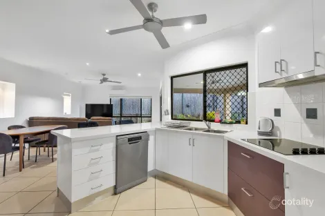 Property photo of 4 Yellowfin Close Kanimbla QLD 4870