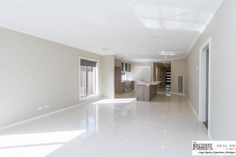 Property photo of 41 Willowtree Drive Pakenham VIC 3810