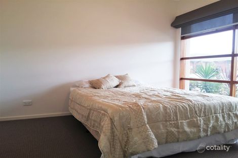 Property photo of 15 Bambra Way Wollert VIC 3750