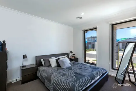 Property photo of 23 Flatbush Avenue Point Cook VIC 3030