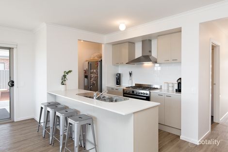 Property photo of 40 Marxsen Parade Lucas VIC 3350