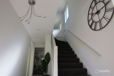 Property photo of 6 Autumn Way Kilsyth VIC 3137