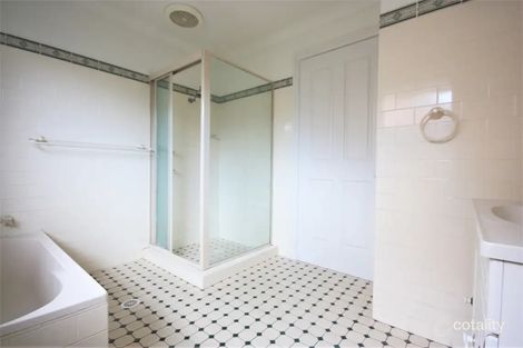 Property photo of 6 Outram Place Currans Hill NSW 2567