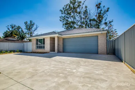 2/64 Pembroke St, Cambridge Park, NSW 2747