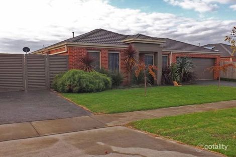 Property photo of 25 Vincent Boulevard Trafalgar VIC 3824