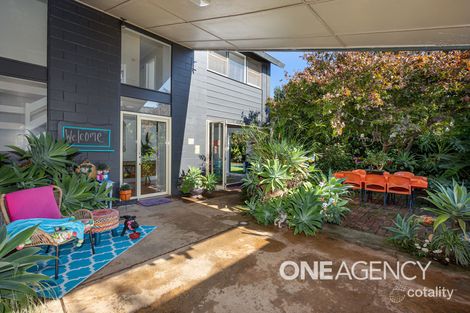 Property photo of 54 Northcott Parade Mount Austin NSW 2650