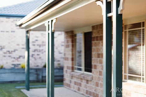 Property photo of 17 Tenterfield Place Forest Lake QLD 4078
