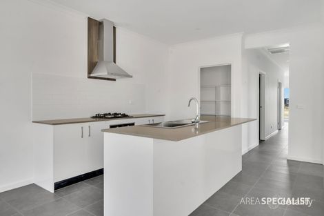 Property photo of 51 Strathlea Drive Cranbourne West VIC 3977