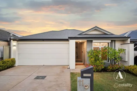 Property photo of 11 Macadamia Loop Piara Waters WA 6112