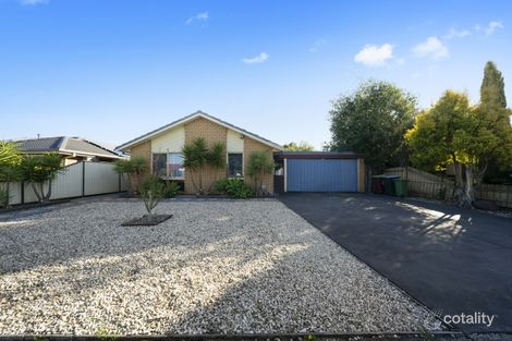 Property photo of 14 Heatherlea Crescent Narre Warren VIC 3805