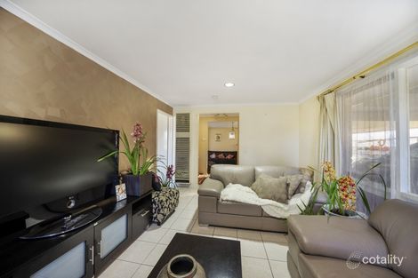 Property photo of 14 Heatherlea Crescent Narre Warren VIC 3805