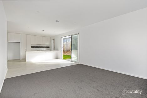 Property photo of 3/24 South Road Rosebud VIC 3939