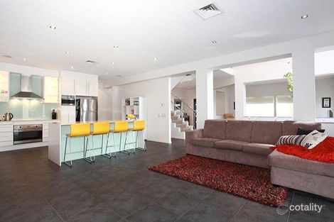 Property photo of 21 Pembridge Place Carindale QLD 4152