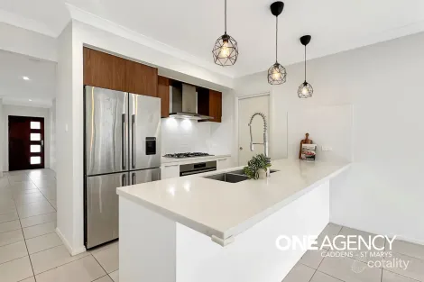 Property photo of 8 Avium Drive Caddens NSW 2747