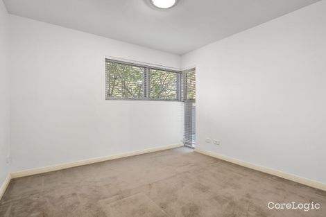 Property photo of 4/133 Dornoch Terrace Highgate Hill QLD 4101