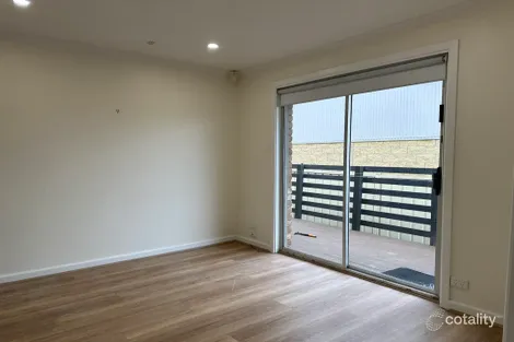 Property photo of 8 Farrell Street New Gisborne VIC 3438