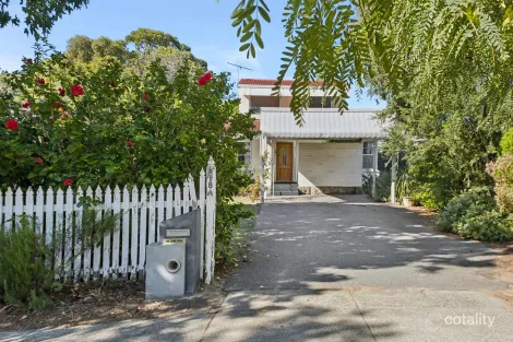 118a Weaponess Rd, Wembley Downs, WA 6019