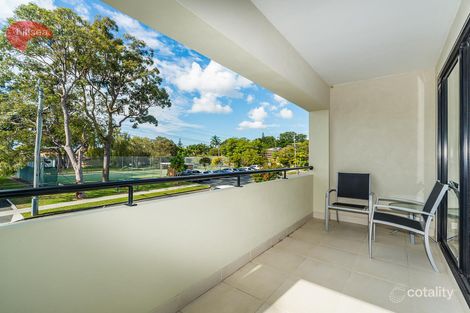 Property photo of 2/52 Billington Street Labrador QLD 4215