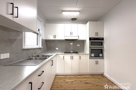 Property photo of 11 Hull Avenue Lurnea NSW 2170