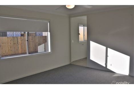 Property photo of 20 Highgate Drive Flagstone QLD 4280