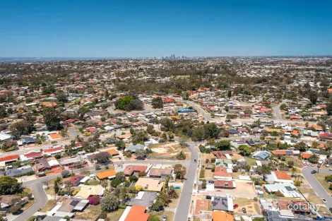 Property photo of 8 Nelligan Avenue Girrawheen WA 6064