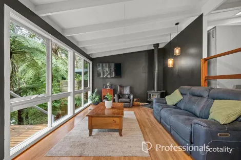 Property photo of 1444 Mountain Highway The Basin VIC 3154