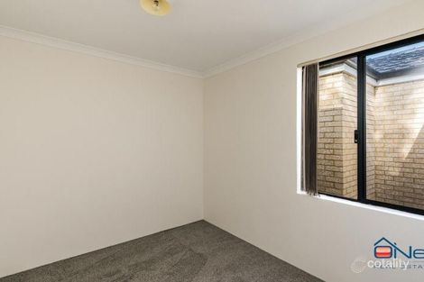 Property photo of 1/19 Robin Hood Avenue Armadale WA 6112