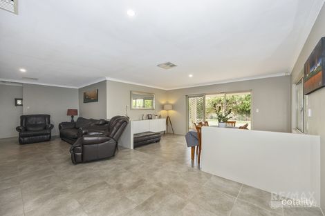 Property photo of 2 Shepperton Drive Butler WA 6036