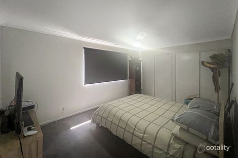 Property photo of 32 Dellvene Crescent Rosewood QLD 4340