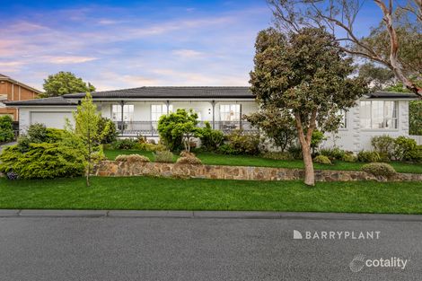 1 Illowra Ct, Berwick, VIC 3806