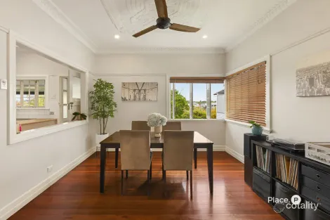 Property photo of 3 First Street Camp Hill QLD 4152