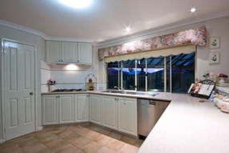 Property photo of 18 Cottage Park Way Kewdale WA 6105