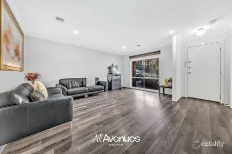 Property photo of 3 Jamie Mews Berwick VIC 3806