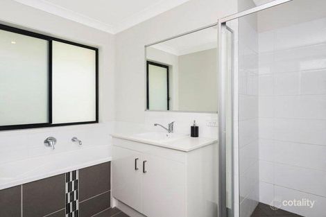 Property photo of 17 Nightshade Crescent Pimpama QLD 4209