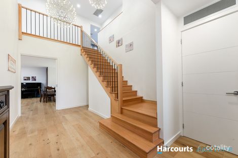 Property photo of 14 Sunhill Road Mount Waverley VIC 3149