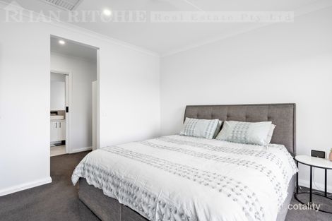 Property photo of 5 Guy Place Thurgoona NSW 2640