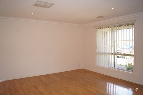 Property photo of 37 Robbins Drive East Albury NSW 2640