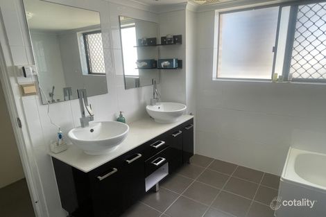 2/35 Humpybong Esp, Redcliffe, QLD 4020