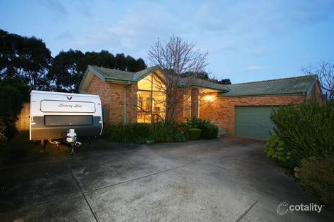 Property photo of 8 Daisy Court Narre Warren South VIC 3805
