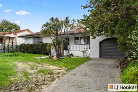 24 Summerton Rd, Calista, WA 6167