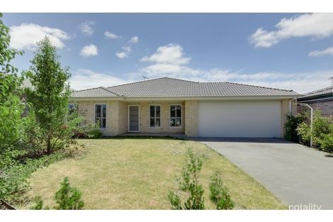 10 Elspeth Cct, Mount Martha, VIC 3934