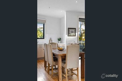 Property photo of 2/199 Hull Road Mooroolbark VIC 3138