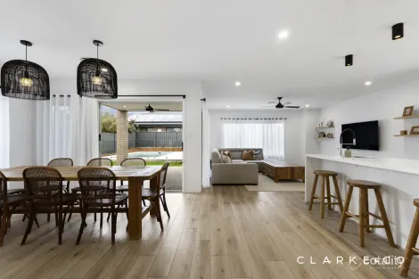 Property photo of 2 Ranger Close Rutherford NSW 2320