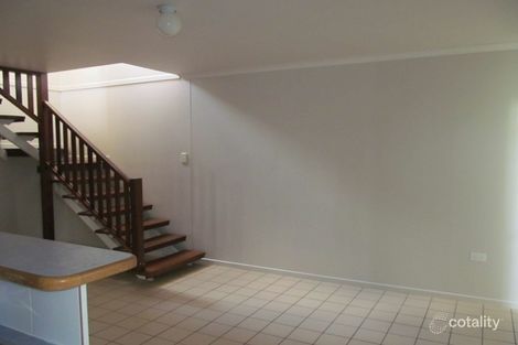 Property photo of 5/52 Borilla Street Emerald QLD 4720