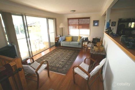 Property photo of 18 Fiona Street Point Clare NSW 2250
