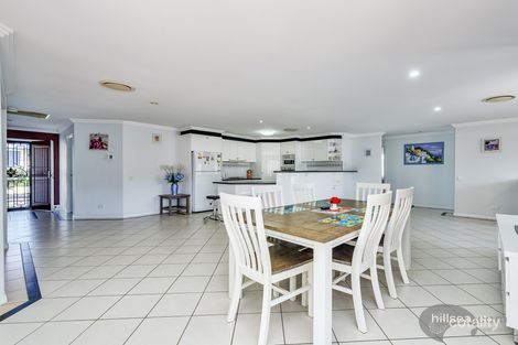 Property photo of 16 Wattlebrush Grove Molendinar QLD 4214